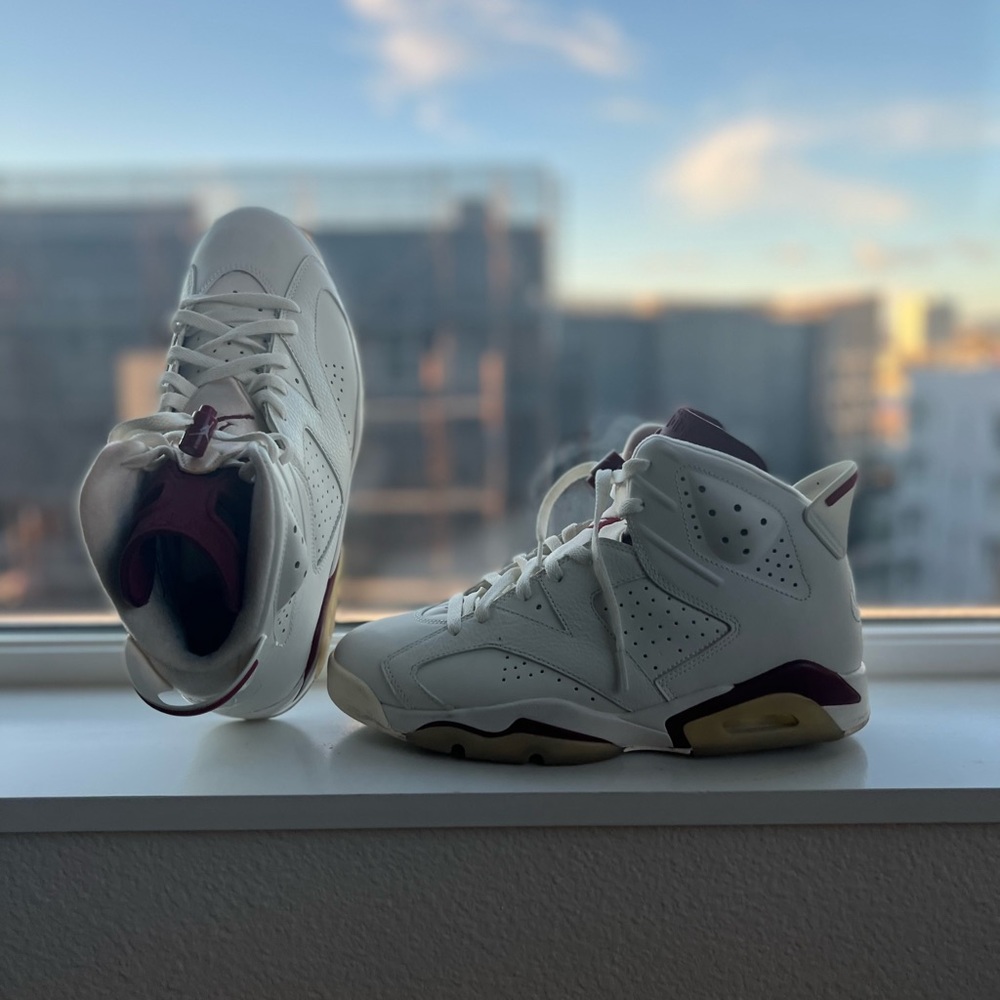 Gently worn size 10.5 Off White / Maroon Jordan 6’s with box